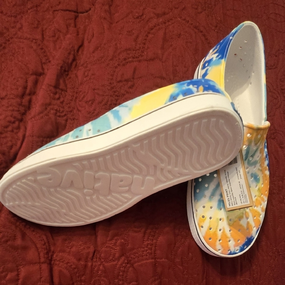 Native Colorful Slip-On Shoes